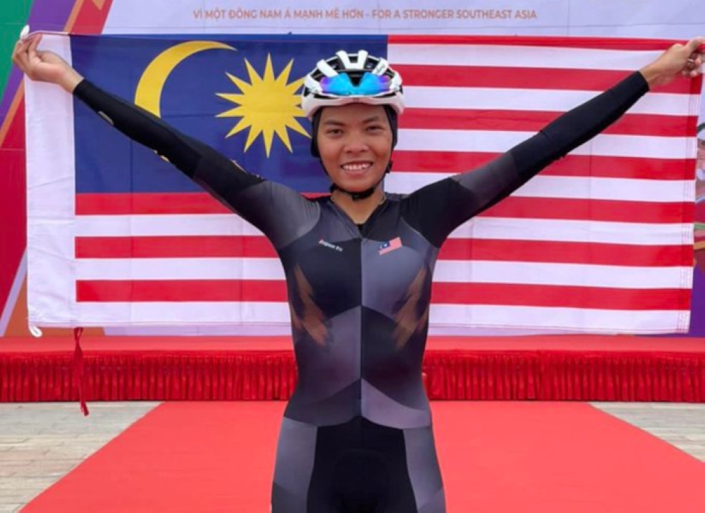 Nur Aisyah Mohamad Zubir will be Malaysia’s first representative in Olympics women’s road racing. — Picture from X/AtletMalaysia