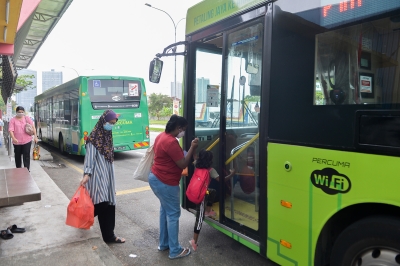 ‘Nobody else uses QR’: SSDU explains why Smart Selangor buses are all scan-to-ride