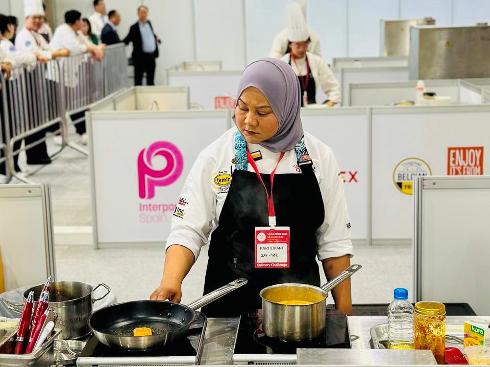 Khairul Ashikhin in action at a competition ... she has also won many awards at various competitions. — Picture courtesy of Khairul Ashikhin Abdullah Suhaimi