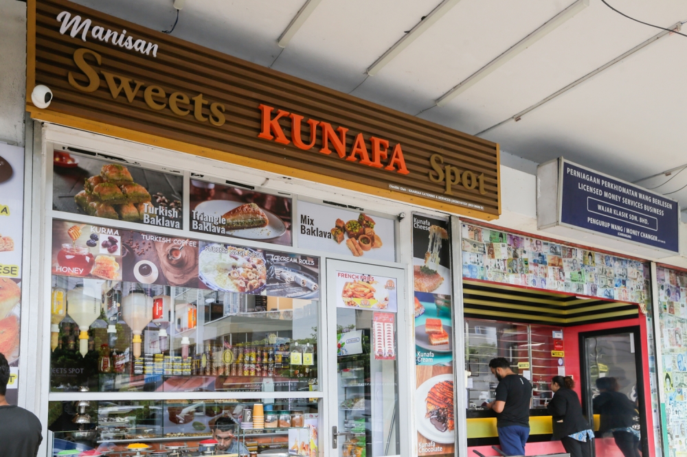 A kunafa (traditional Arabic dessert) shop, among dozens of others around Mamanda Ampang. Ampang’s diversity is visibly reflected in the foods it offers. — Picture By Raymond Manuel