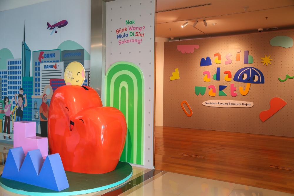 A general view inside the Bank Negara Malaysia Museum and Art Gallery at Sasana Kijang in Kuala Lumpur July 22, 2024. — Picture by Yusof Mat Isa