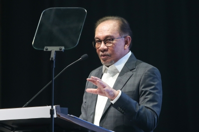 As Olympics ends, PM Anwar says Malaysia will chart new path to sports excellence thumbnail