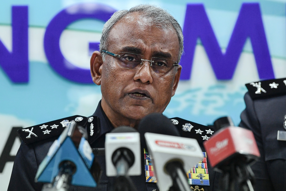 Bukit Aman Commercial Crime Investigation Department director Datuk Seri Ramli Mohamed Yoosuf said the department has detected a job scam offering part-time work, where individuals are asked to write reviews for websites or products on Google. — Bernama pic