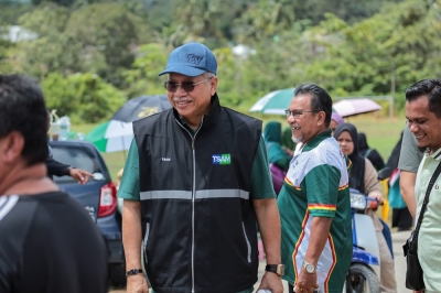 Annuar Musa claims vote-buying rumours kept over 2,000 voters away, affecting Perikatan in Nenggiri polls