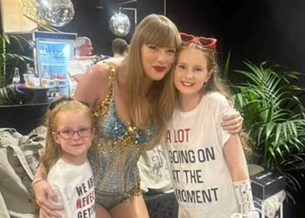 Taylor Swift meets with young fans and families of Southport stabbing attack (VIDEO)