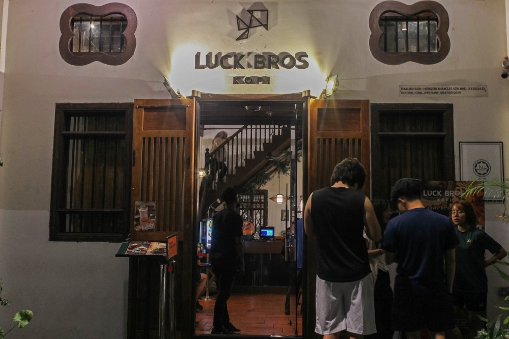 No visit to Central Market Kuala Lumpur is complete without stopping by for a cup of coffee at Luck Bros Kopi.