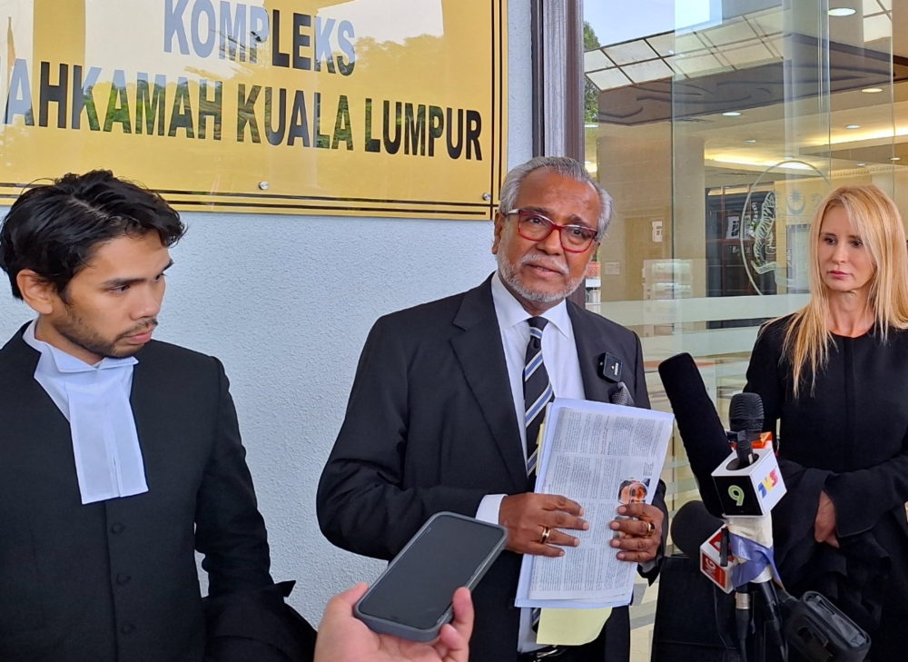 Tan Sri Muhammad Shafee Abdullah argued that Low is not Najib’s representative, citing various testimonies in Najib’s 1MDB trial here and the Swiss case’s decision. — Picture by Ida Lim