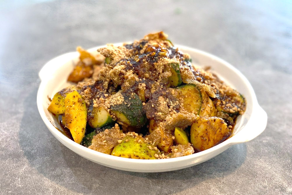 Chaos House Restaurant’s ‘rojak’ with homemade crackers — Picture by CK Lim