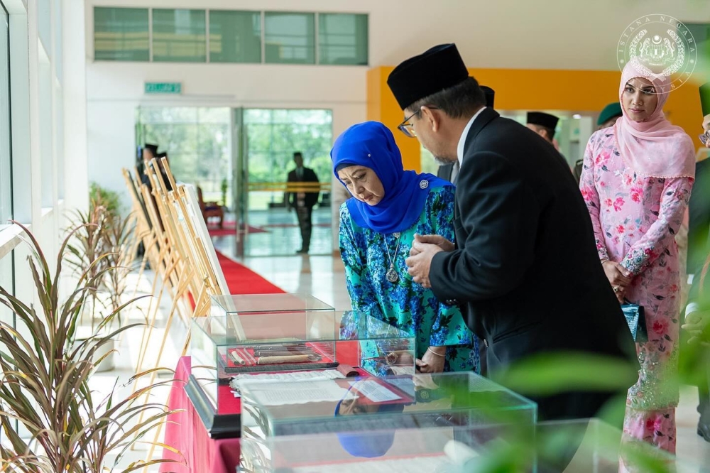 Her Majesty Raja Zarith Sofiah, Queen of Malaysia, views exhibits at the Universiti Teknologi Malaysia Royal Intellectual Forum in Johor. — Picture from Facebook/Sultan Ibrahim Sultan Iskandar