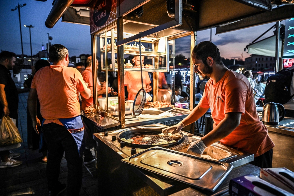 Street vendors sell traditional Ottoman sweet. — AFP pic