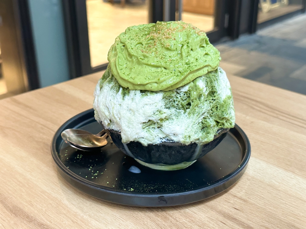 Uji Matcha may sound ordinary but it's well executed with the matcha flavour and red bean paste — Picture by Lee Khang Yi