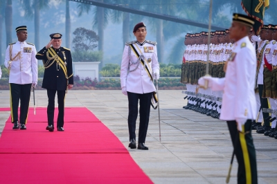 MAF commander, IGP, AG, and Federal Court judge among lead recipients of federal awards on King’s birthday, including hero soldier who saved two who fell from Penang bridge