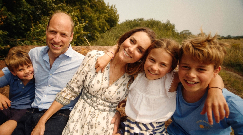 Catherine, Princess of Wales, smiling with Prince William, Prince of Wales, and their children Prince George of Wales, Princess Charlotte of Wales and Prince Louis of Wales. — Picture from AFP