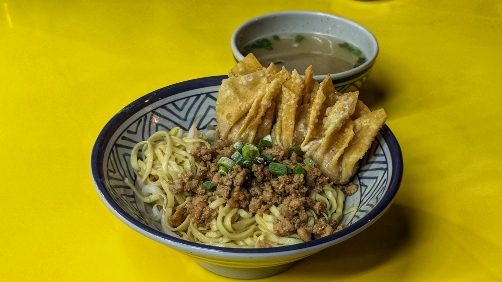 The minced pork noodles were underwhelming. — Picture by Ethan Lau