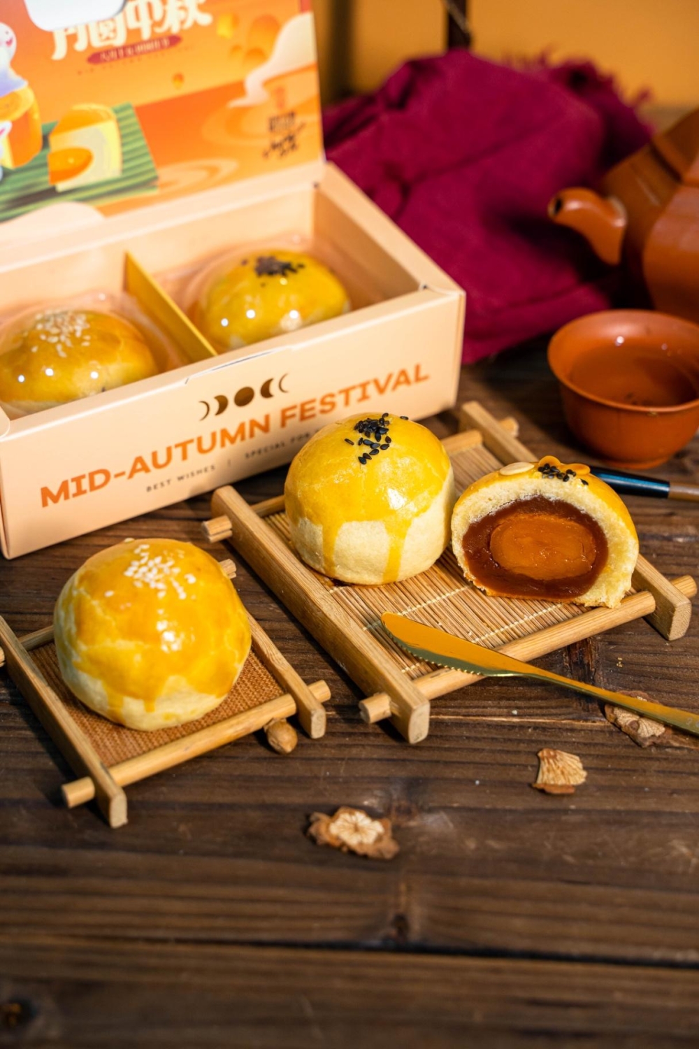 Chinese New Year fan-favourite dried shrimp roll in mooncake form. — Picture by 365 Patisserie