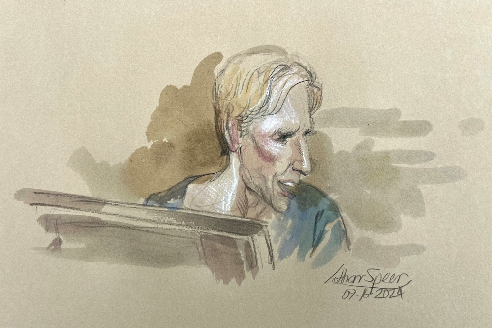 Ryan W. Routh, suspected of attempting to assassinate Donald Trump, appears in federal court where he was charged with two gun-related crimes in West Palm Beach, Florida September 16, 2024 in a courtroom sketch. — Reuters pic  