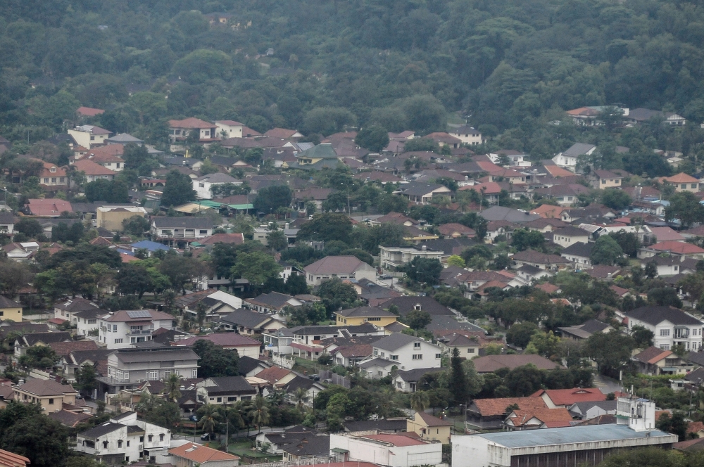 It appears that young working Malaysians are still holding on to the old adage that buying a house is always better than renting. — Picture by Miera Zulyana