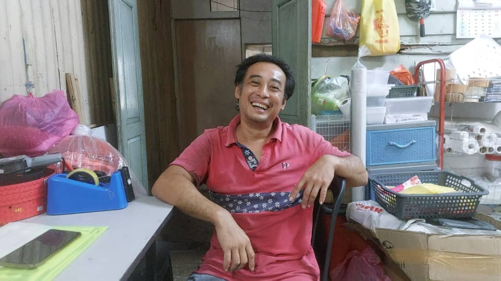 Social entrepreneur cum farmer Chris Thong started teaching the Orang Asli in RPS Bainun, Temenggor how to farm organically from 2021. — Picture by Sylvia Looi