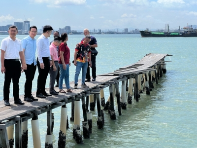 Sections of Tan and Chew jetties in Penang closed as high tides and winds cause damage