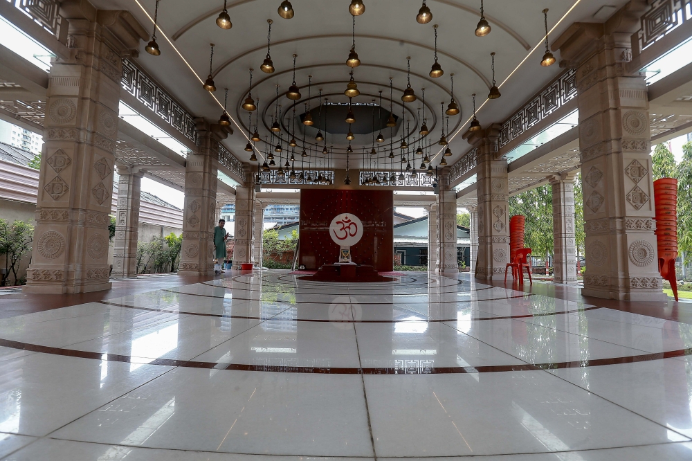 The new meditation pavilion in Shree Lakshmi Narayan Mandir. – Picture by Sayuti Zainudin 