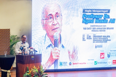 PM Anwar announces RM20,000 to set up Syed Husin Ali chair in UM