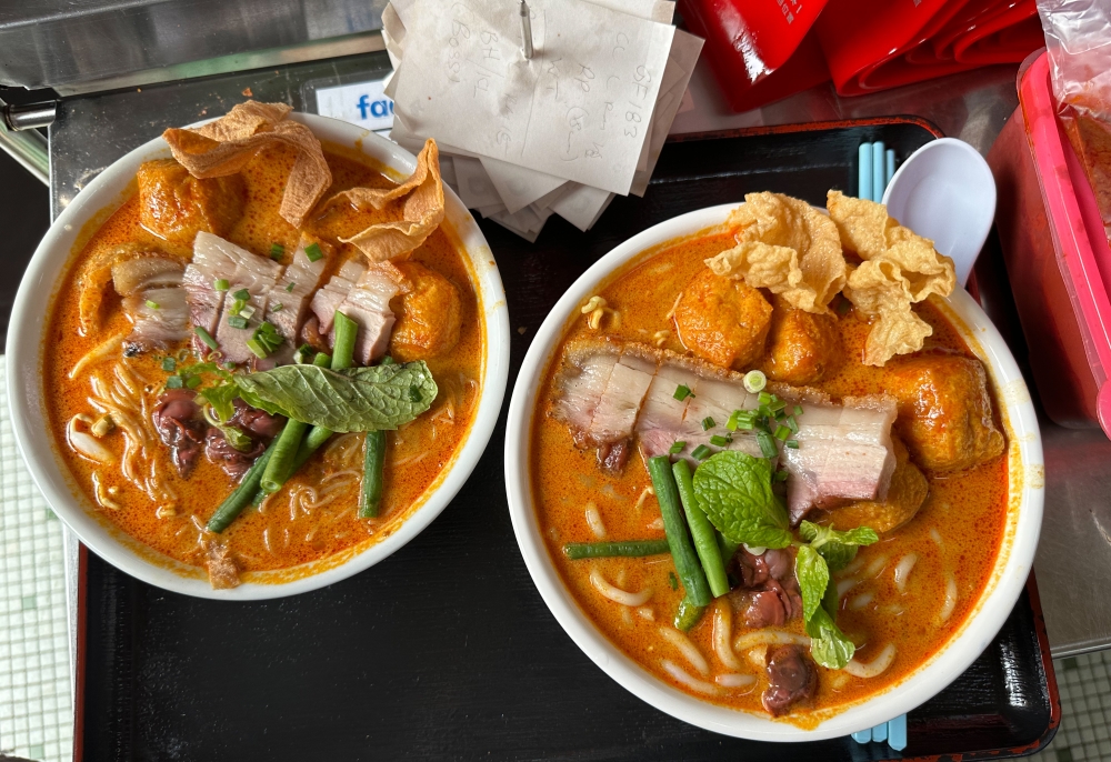 During the weekends, be early to catch the roast meats at their KL Laksa Sifu as it runs out fast — Picture by Lee Khang Yi