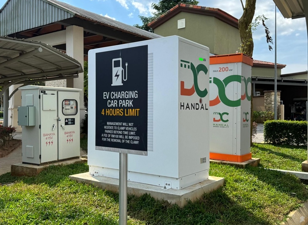 Four-hour limit for EV Charging car park at JPO. — SoyaCincau pic