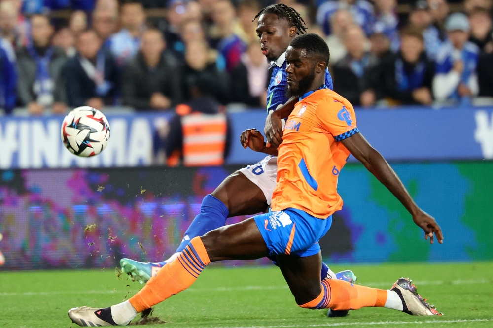 Marseille’s French defender Lillian Brassier (right) and Strasbourg’s French forward Dilane Bakwa fight for the ball during the French L1 football match between RC Strasbourg and Marseille (OM) at the Stade de la Meinau in Strasbourg, on September 29, 2024. — AFP pic 