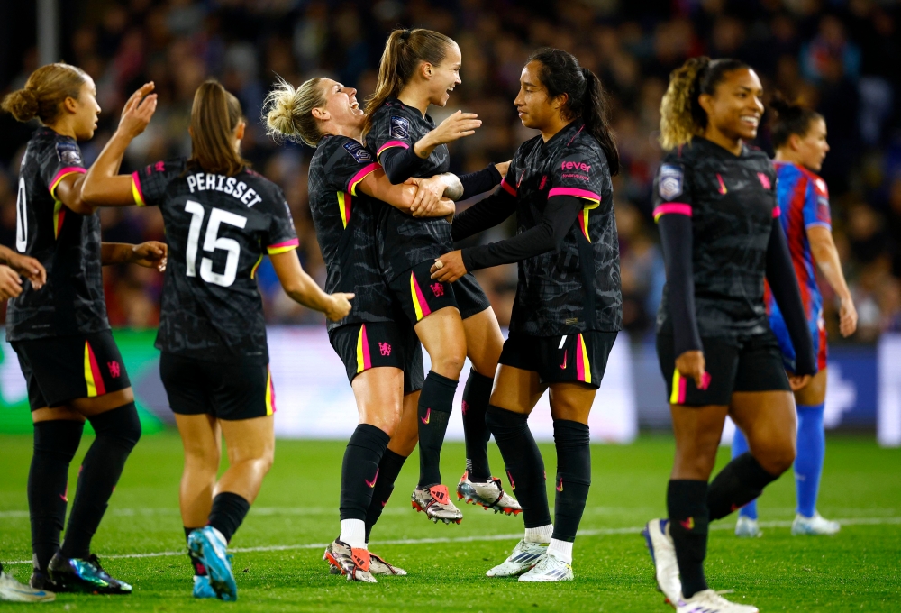 Chelsea celebrate scoring their fourth goal in the match against Crystal Palace on September 27, 2024. — Reuters pic