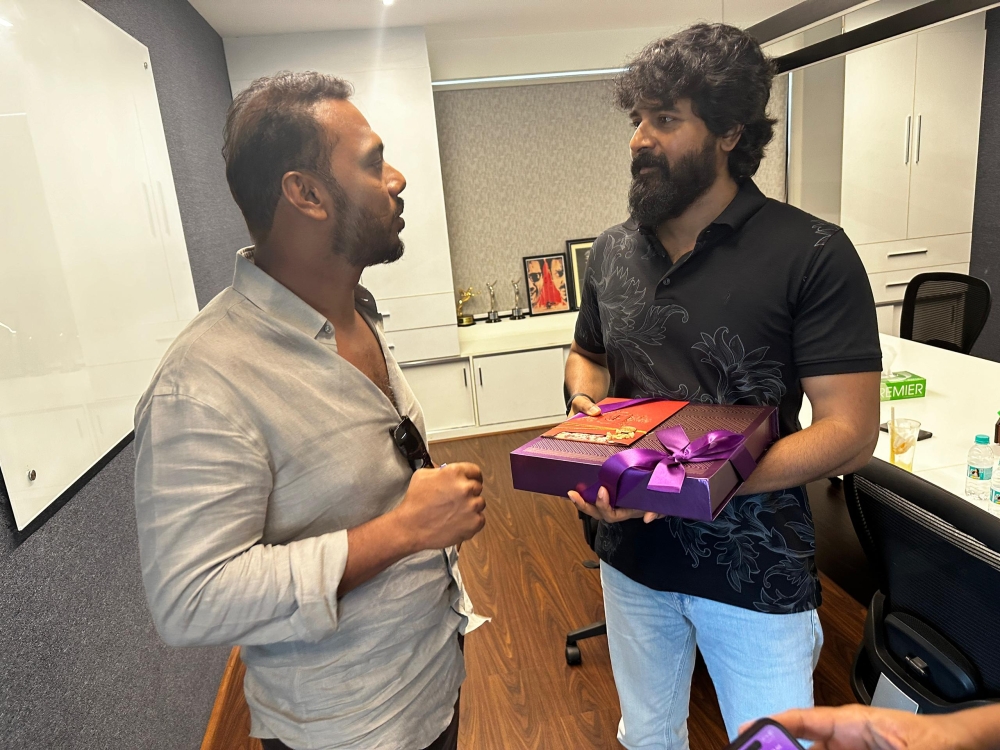 DMY Creations's founder and chairman Datuk Muhammad Yusoff also met with rising star of Tamil cinema, Sivakarthikeyan to invite him for the wedding. — Picture courtesy of DMY Creation