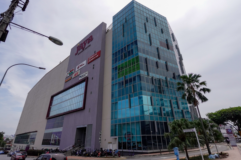 A general view of the Jaya Shopping Centre in Petaling Jaya on August 8, 2024. — Picture By Raymond Manuel