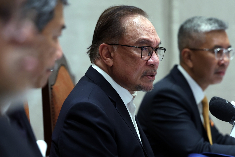 Prime Minister Datuk Seri Anwar Ibrahim described the situation in the Middle East at the moment as resembling a ‘morgue’ following the absence of a diplomatic solution to the ongoing conflict and atrocities in several parts of the Middle East. — Bernama pic