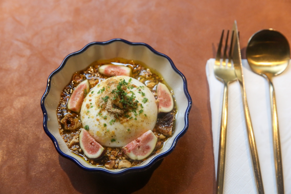 The burrata with figs compote and hazelnuts is the unexpected favourite for many here — Picture by Choo Choy May 