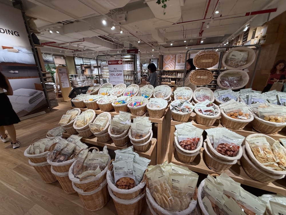 If you love snacks, Muji has plenty of them for you to pick up and they're on discount now too.—  Picture by Erna Mahyuni