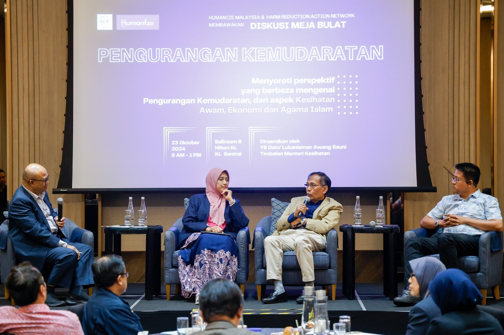 (L-R) Harm Reduction Action Network (HRAN) deputy president Datuk Dr Sha'ari Ngadiman, HRAN president Dr Anita Suleiman, advisor to University of Malaya Centre for Addiction Science Studies (UMCAS) Prof Dr Mohamad Hussain Habil, and UMCAS director Prof Dr Rusdi Abdul Rashid during a panel discussion on harm reduction. Oct 23, 2024. — Picture by Firdaus Latif