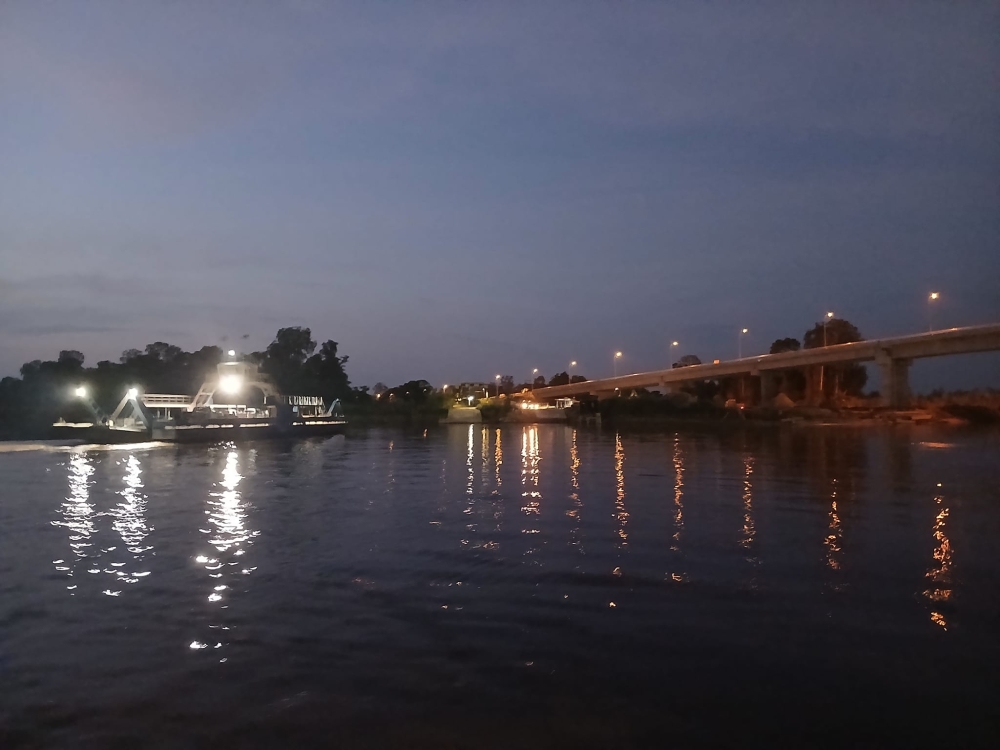 The Marudi Bridge over the Baram River is expected to open before Christmas 2024. — Picture from Facebook/Johnny Selong Selong