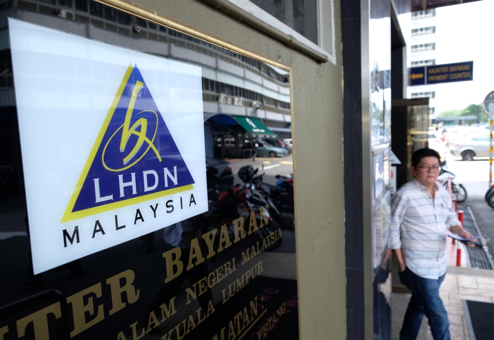 The Inland Revenue Board (LHDN) said that it has never sent links to taxpayers concerning their refund status through the MyTax portal. — Bernama pic