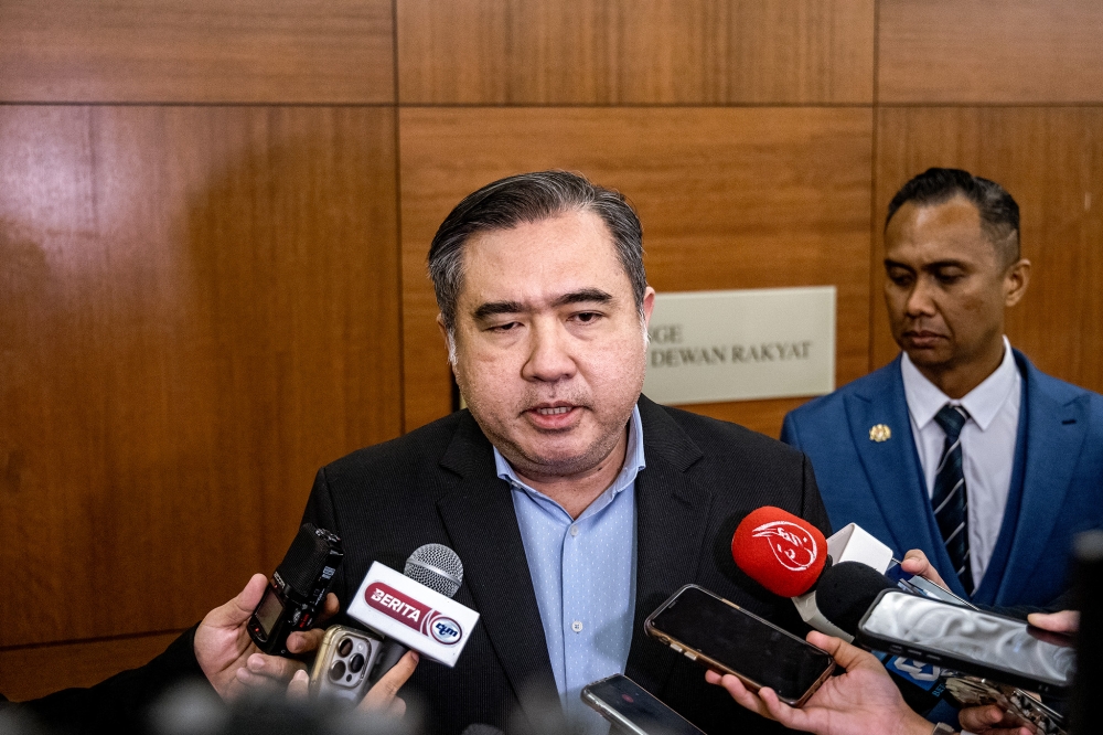 Transport Minister Anthony Loke Siew Fook announced today that the FLYsiswa initiative will be implemented annually. — Picture by Firdaus Latif