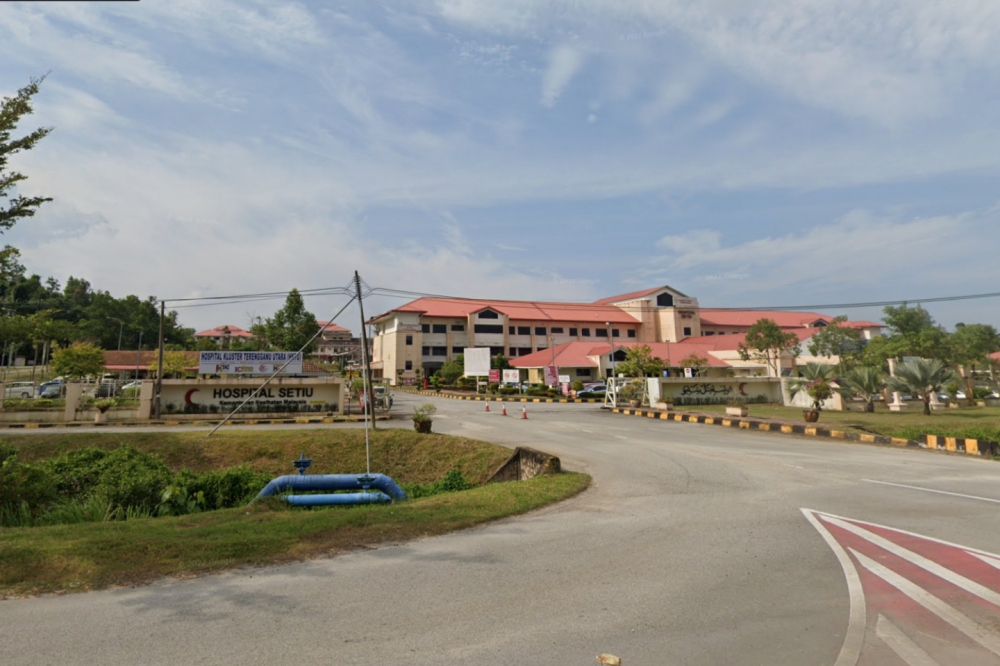 Eight students were initially rushed to Setiu Hospital after complaining of stomach ache and vomiting. — Photo from Google Street View