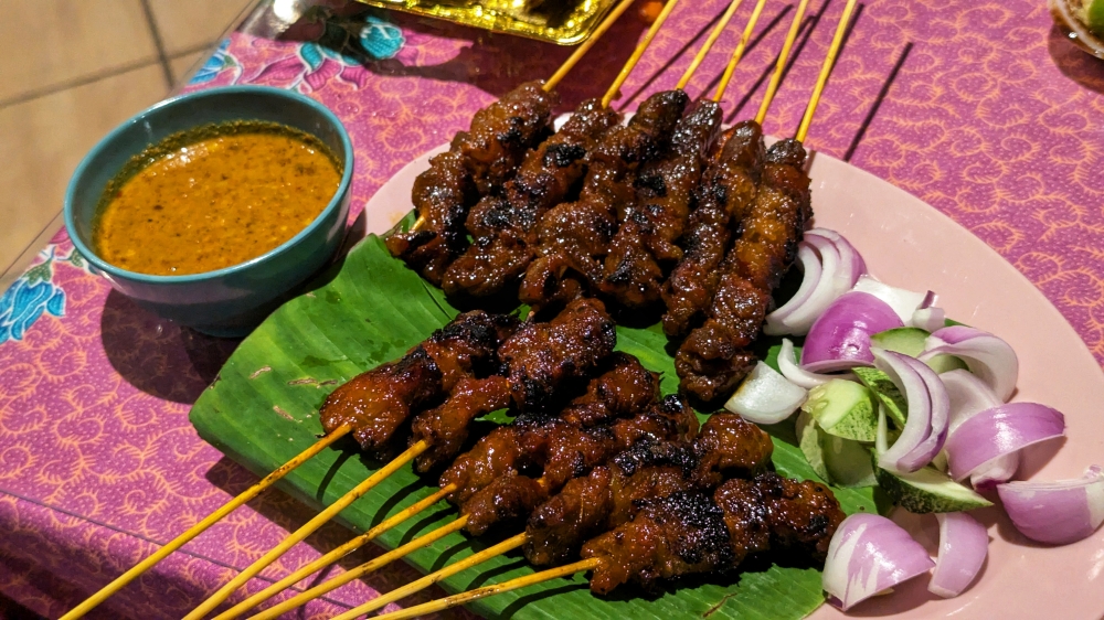 ‘Sate kambing’ from the stall here just edges out taste and texture-wise. — Picture by Ethan Lau 