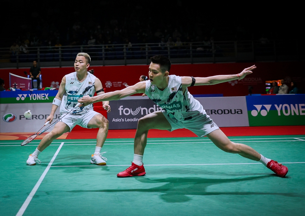 National number one men’s doubles pair Aaron Chia-Soh Wooi Yik had to dig deep to secure the Korea Masters title today. — Bernama pic