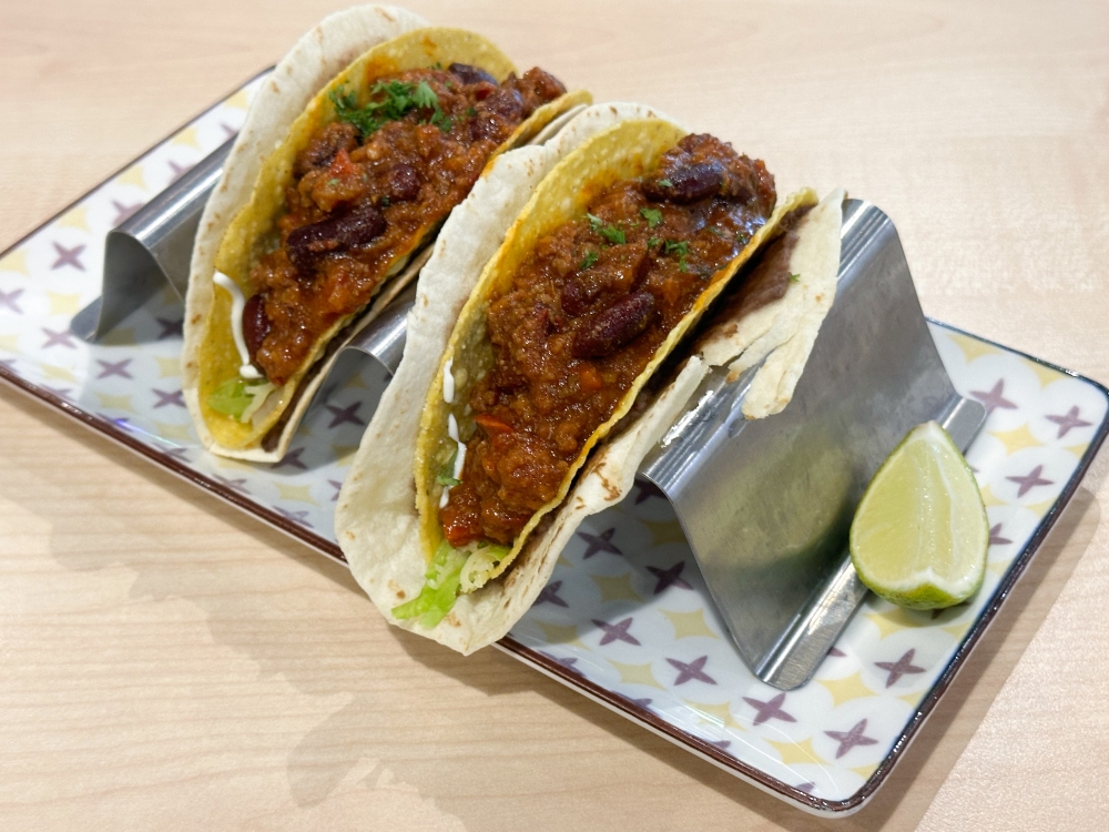 Chili Con Carne Tacos is generously stuffed with the filling. — Picture by Lee Khang Yi 