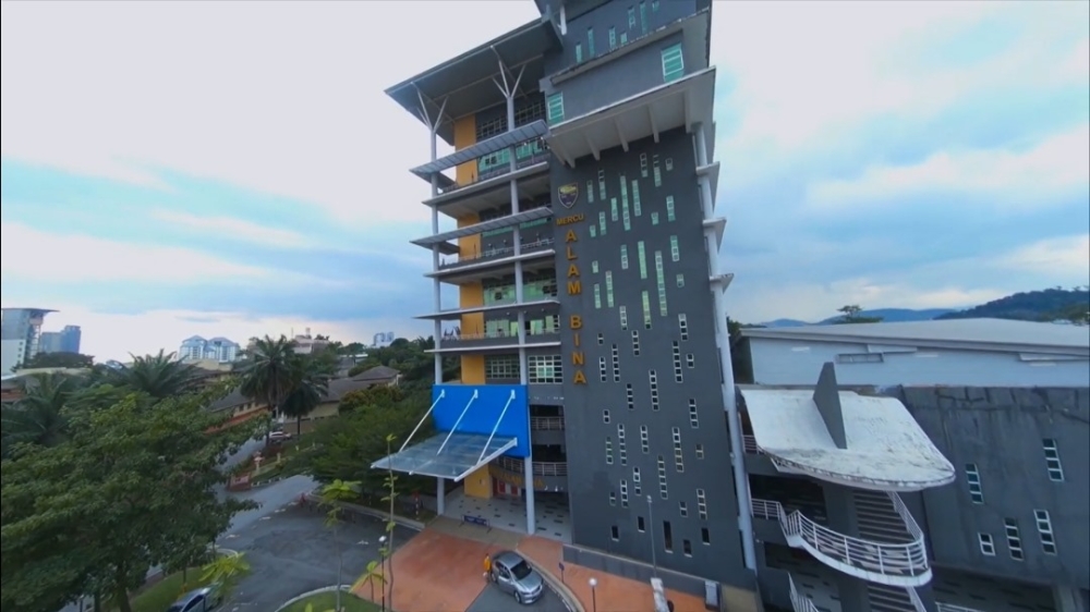 Mercu Alam Bina at Universiti Malaya stands as a lasting tribute to Professor Emeritus Ezrin Arbi. — Picture by the author