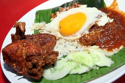 Where we think you should eat: Six ‘nasi lemak’ places in the Klang Valley for various tastebuds