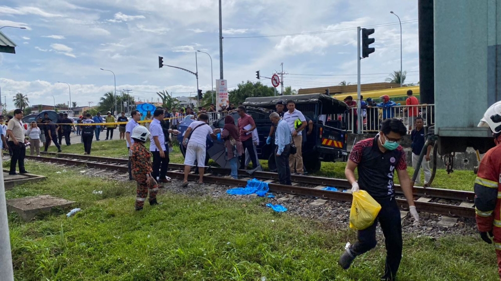 The train, travelling from Beaufort to Kota Kinabalu, was halted for about two hours while authorities cleared the scene. — Picture from Fire and Rescue Department