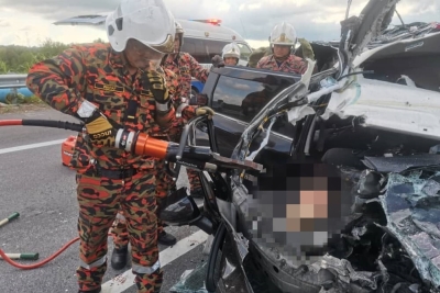 Eight killed in Pan Borneo Highway crash near Sarikei after MPV flees police inspection