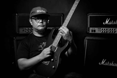 Spider lead guitarist Napie dies at 51