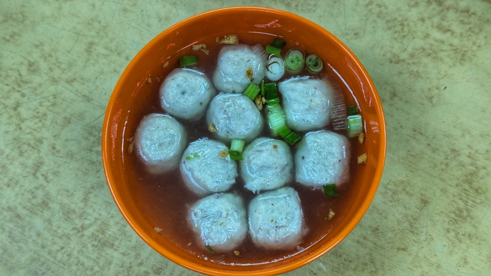 Just like the signature beef balls, the pork balls are also handmade. — Picture by Ethan Lau