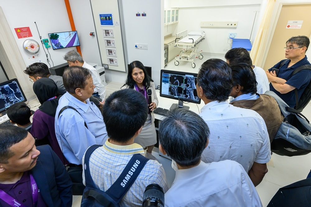 Dr Vanitha explains the imaging precision using the 3T MRI machine. — Picture courtesy of Thomson Hospital Kota Damansara