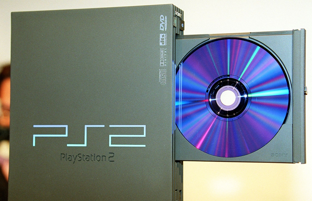 Japan's electronics giant, Sony, unveils the new video game console PlayStation 2, with 128-bit Emotion Engine CPU and to support CD-ROM/DVD-ROM disc devices, at a press preview in Tokyo, 13 September 1999. — AFP pic